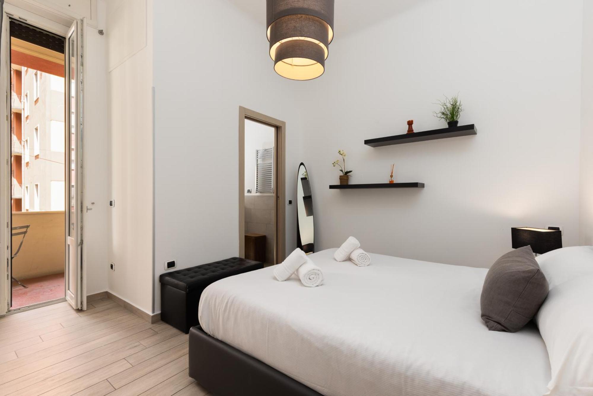 Apartment I Prime Location I Metro At Your Door, Duomo In 15 Min! *