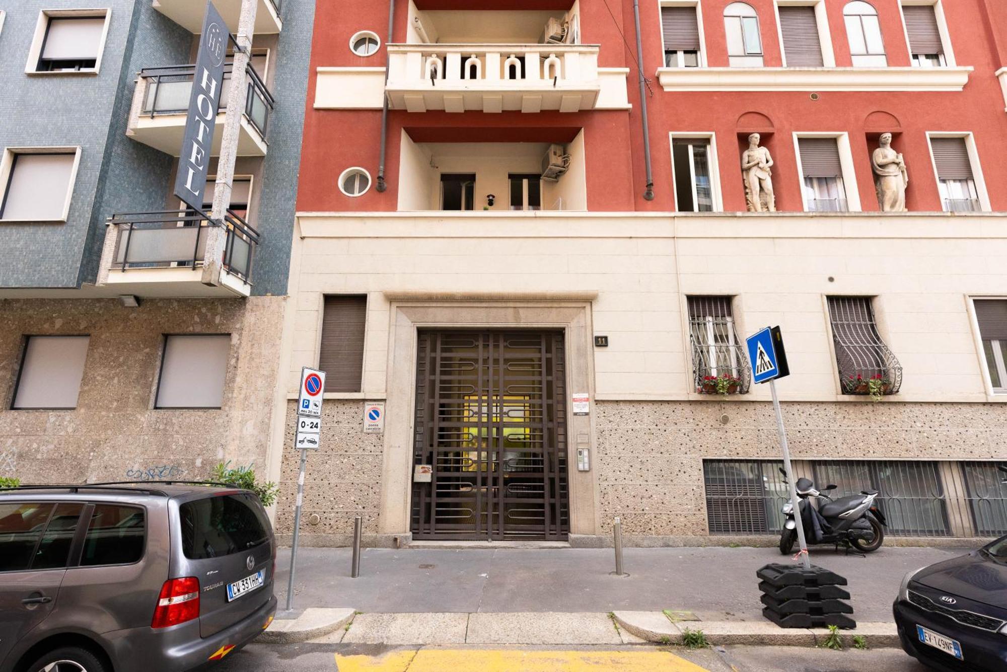 Apartment I Prime Location I Metro At Your Door, Duomo In 15 Min! Mailand