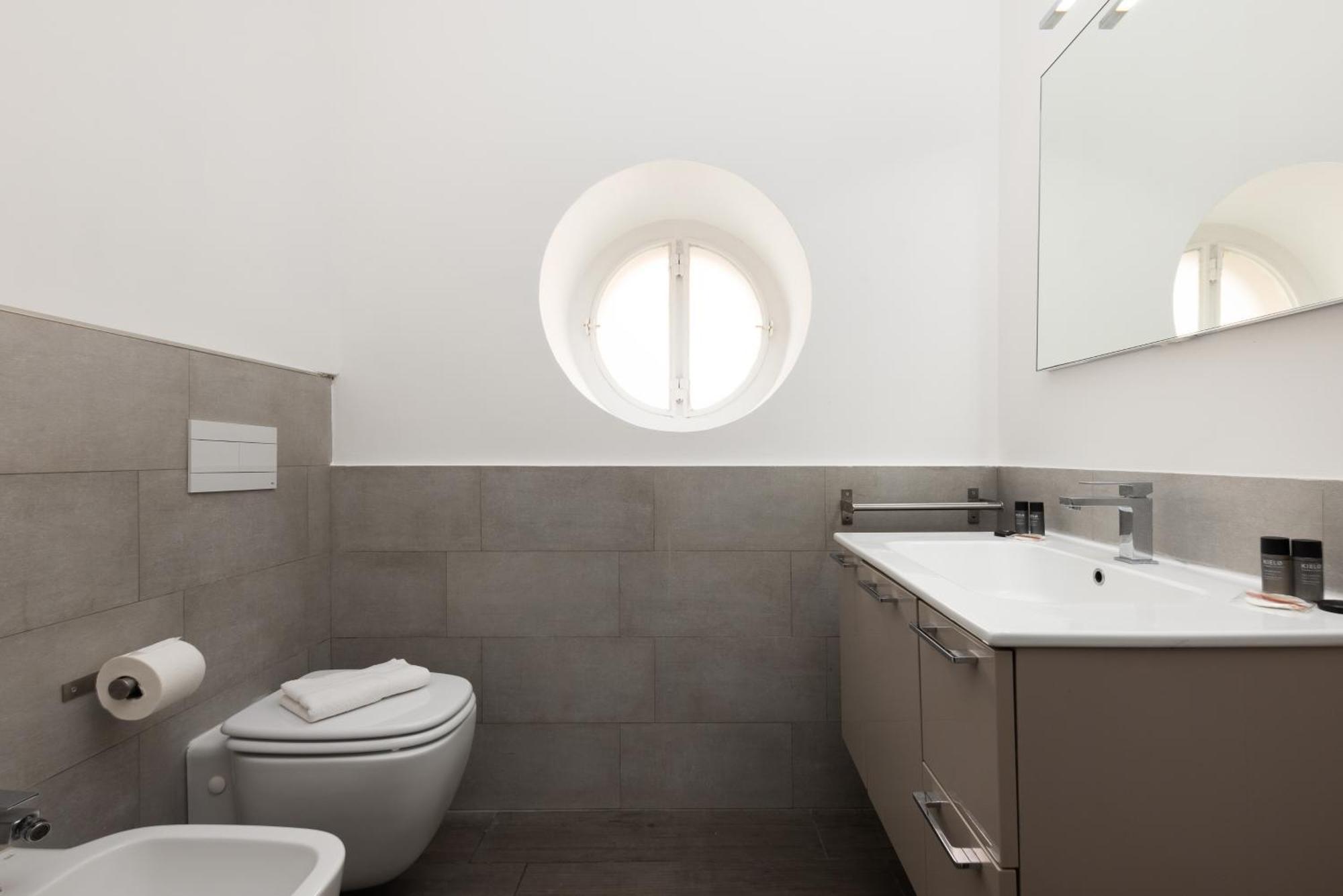 I Prime Location I Metro At Your Door, Duomo In 15 Min! *